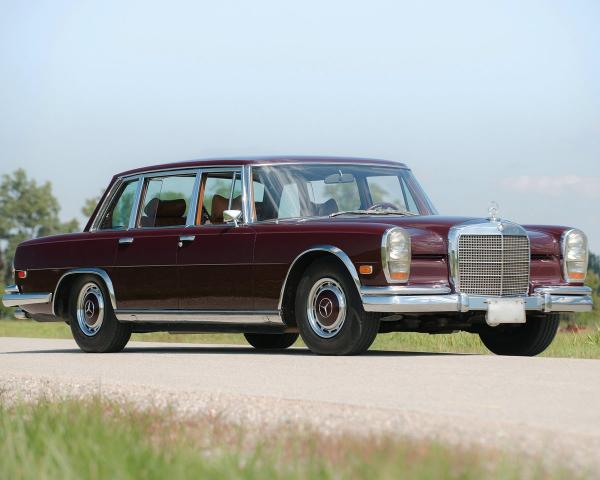 Фото Mercedes-Benz W100 I Седан