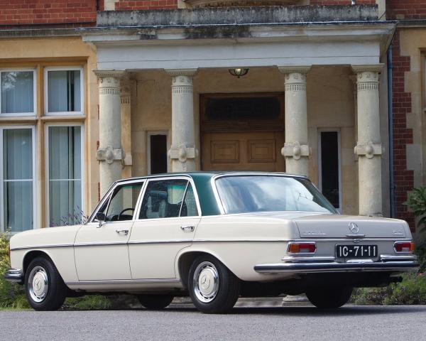 Фото Mercedes-Benz W108 I Седан