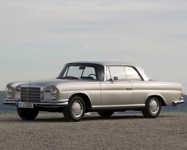 Фото Mercedes-Benz W111 I Купе