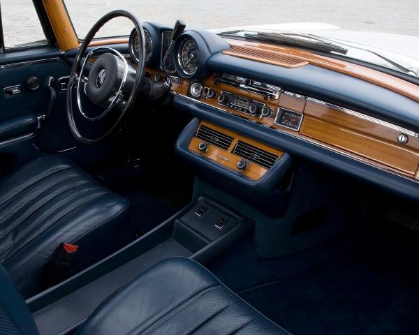 Фото Mercedes-Benz W111 I Купе