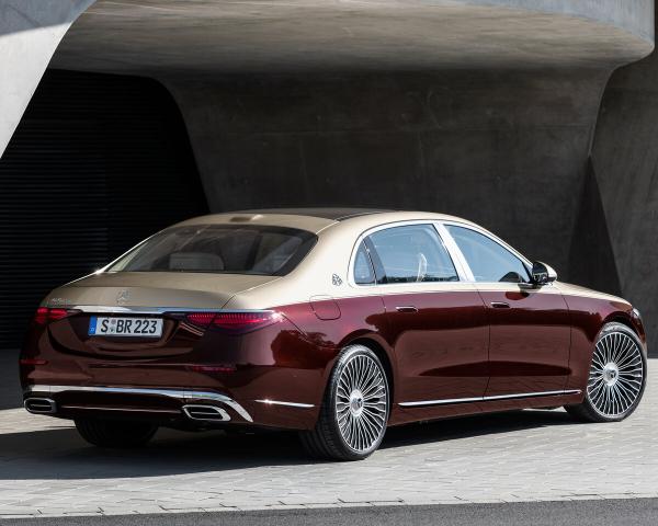 Фото Mercedes-Benz Maybach S-класс II (Z223) Седан