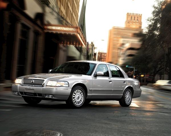 Фото Mercury Grand Marquis IV Рестайлинг Седан