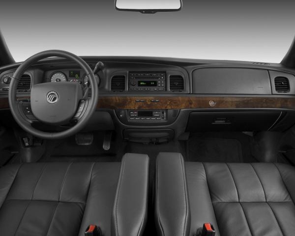 Фото Mercury Grand Marquis IV Рестайлинг Седан