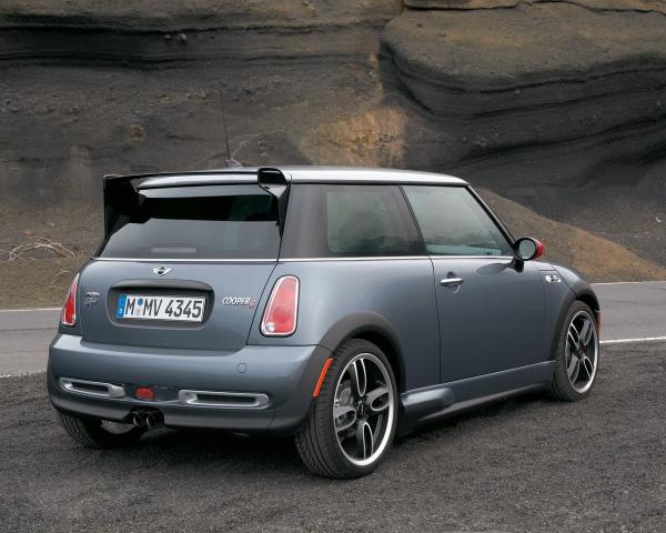 Фото Mini Hatch I (R50) Хэтчбек 3 дв. JCW