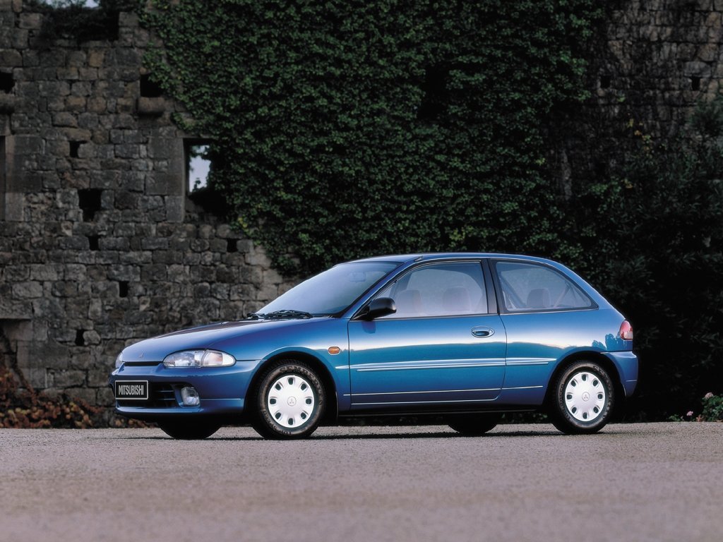 Фото Mitsubishi Colt IV (CA0)