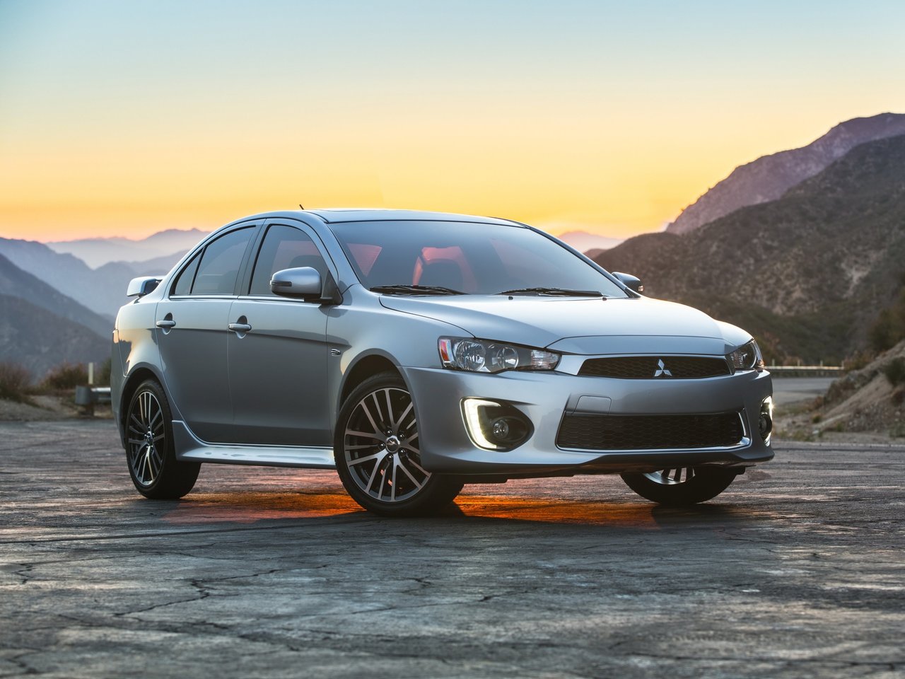 Фото Mitsubishi Lancer X Рестайлинг 2