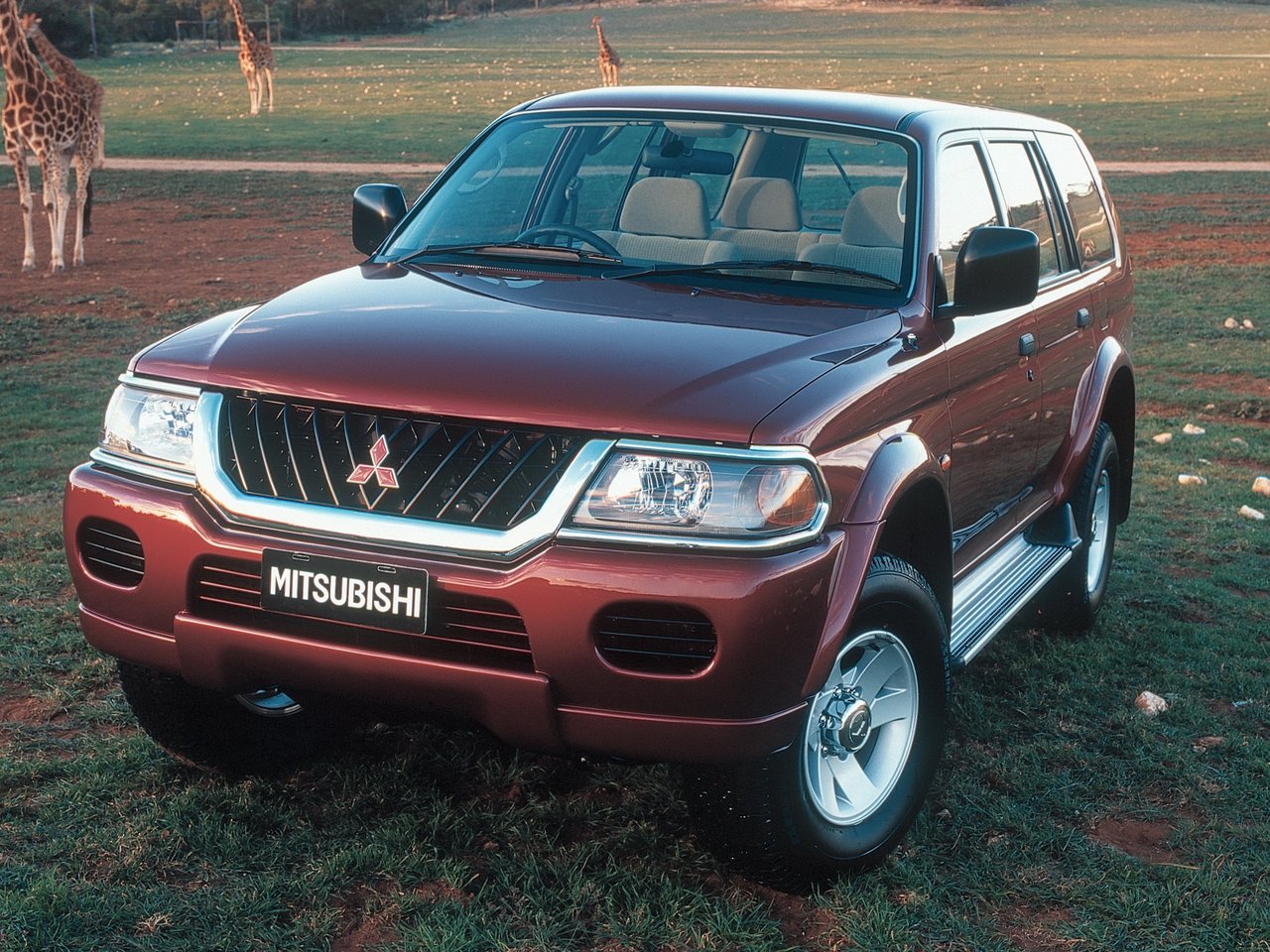 Характеристики 3.5 AT Бензин, Полный привод, Автомат, 245 л.с. Mitsubishi  Challenger 1 поколение Рестайлинг 1999 - 2008, Внедорожник 5 дв.