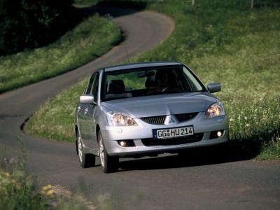 Фото Mitsubishi Lancer IX Седан