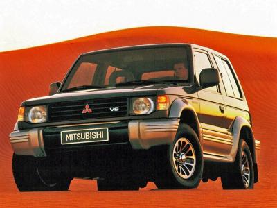 Фото Mitsubishi Montero II Внедорожник 3 дв.