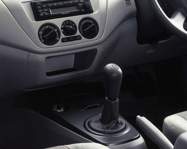 Фото Mitsubishi Lancer IX Седан Cedia