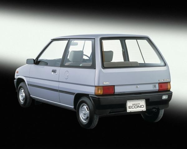 Фото Mitsubishi Minica V Хэтчбек 3 дв.