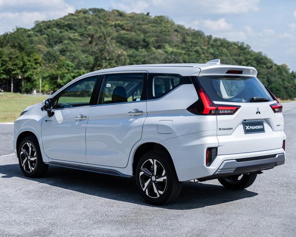 Фото Mitsubishi Xpander I Рестайлинг Внедорожник 5 дв.