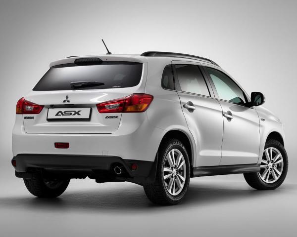 Фото Mitsubishi ASX I Рестайлинг Внедорожник 5 дв.