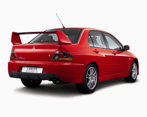 Фото Mitsubishi Lancer Evolution IX Седан