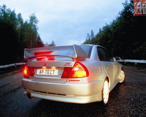 Фото Mitsubishi Lancer Evolution VI Седан