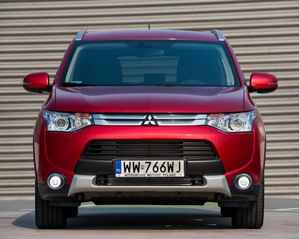 Фото Mitsubishi Outlander III Рестайлинг Внедорожник 5 дв.