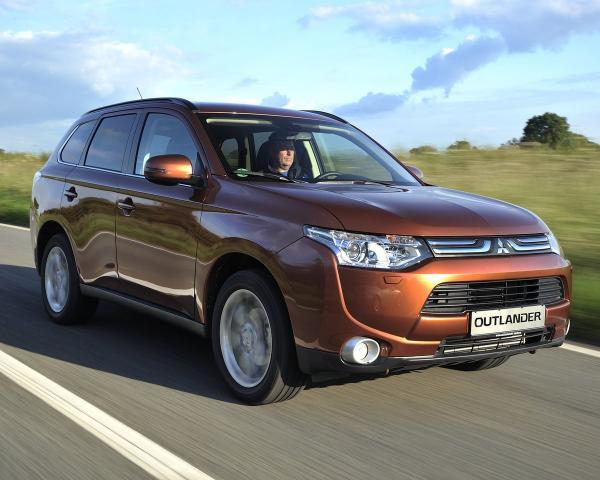 Фото Mitsubishi Outlander III Внедорожник 5 дв.