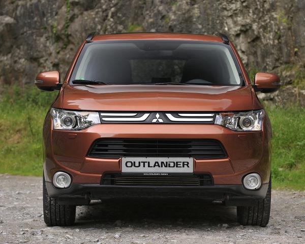 Фото Mitsubishi Outlander III Внедорожник 5 дв.