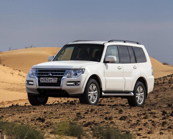 Фото Mitsubishi Pajero IV Рестайлинг 2 Внедорожник 5 дв.