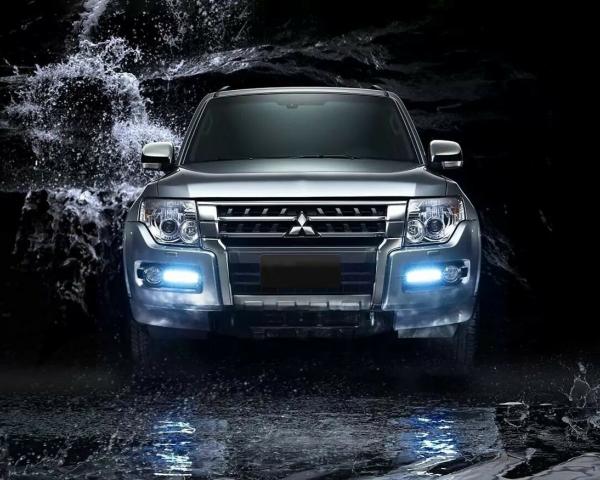 Фото Mitsubishi Pajero IV Рестайлинг 2 Внедорожник 3 дв.