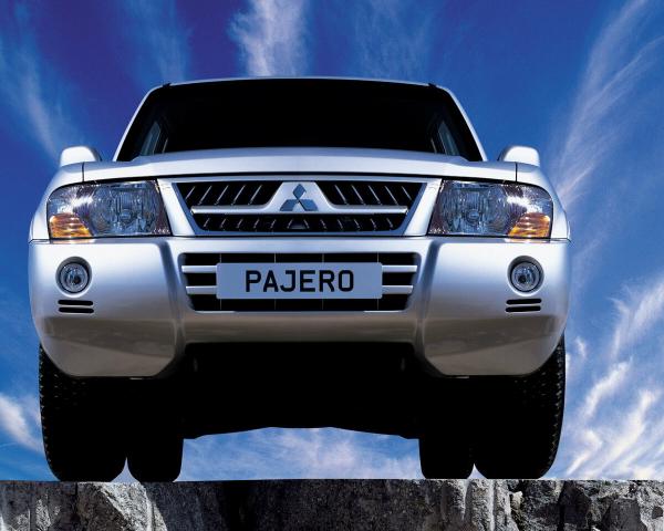 Фото Mitsubishi Pajero III Рестайлинг Внедорожник 5 дв.