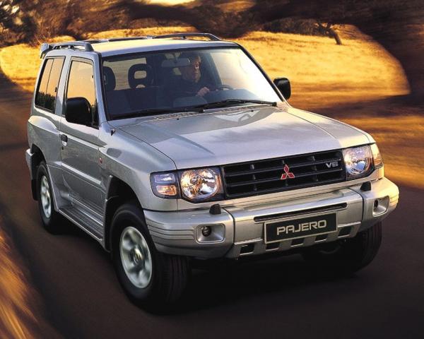 Фото Mitsubishi Pajero II Рестайлинг Внедорожник 3 дв.