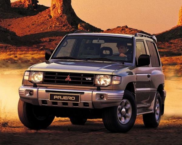 Фото Mitsubishi Pajero II Рестайлинг Внедорожник 3 дв.