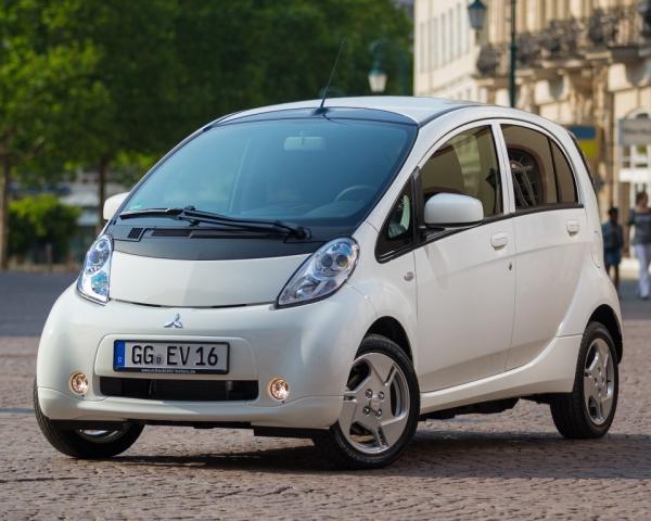 Фото Mitsubishi i-MiEV I Хэтчбек 5 дв.