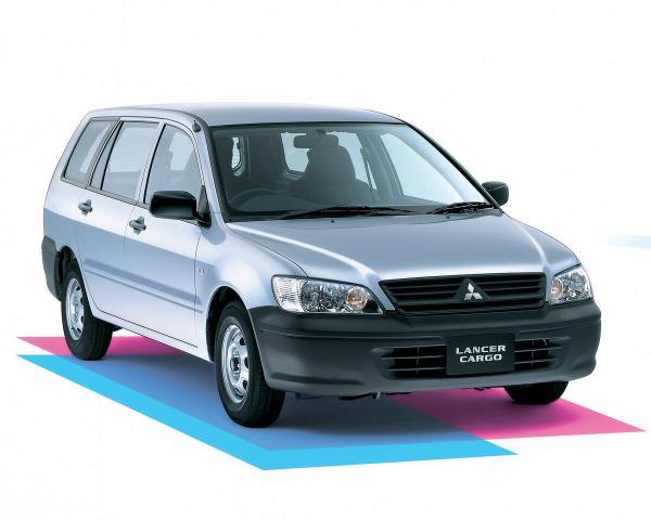 Фото Mitsubishi Lancer Cargo CS2V Универсал 5 дв.