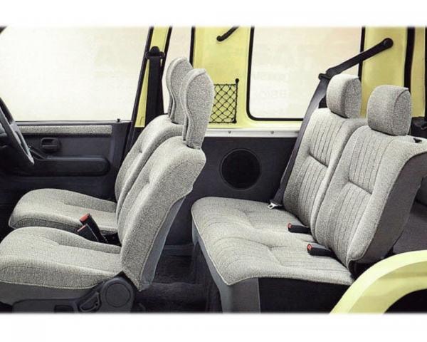 Фото Mitsubishi Minica VI Хэтчбек 3 дв. TOPPO