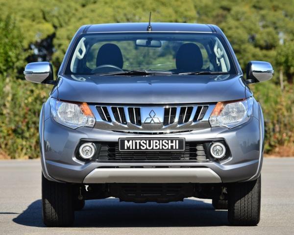 Фото Mitsubishi Triton III Пикап Двойная кабина