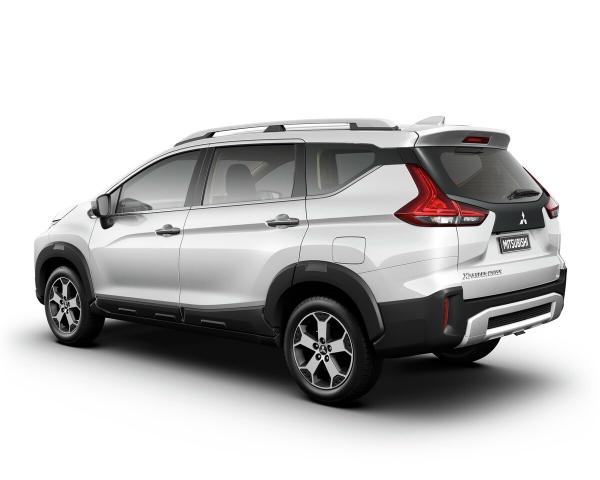 Фото Mitsubishi Xpander I Внедорожник 5 дв. Cross