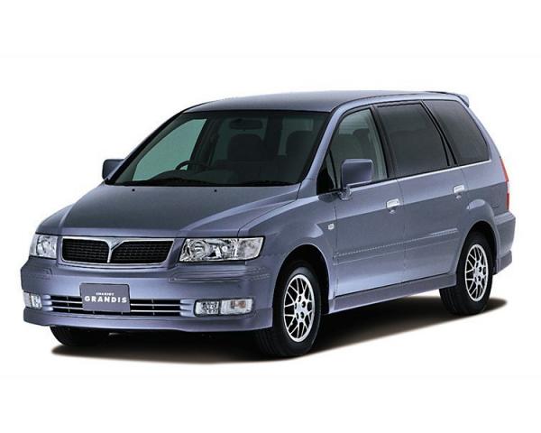 Фото Mitsubishi Chariot III Компактвэн