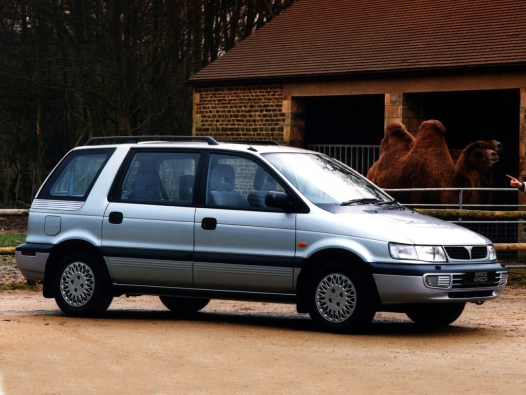 Характеристики 1.8 AT Бензин, Полный привод, Автомат, 122 л.с. Mitsubishi  Space Wagon 2 поколение 1991 - 1998, Компактвэн