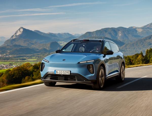 Фото Nio EL6 I