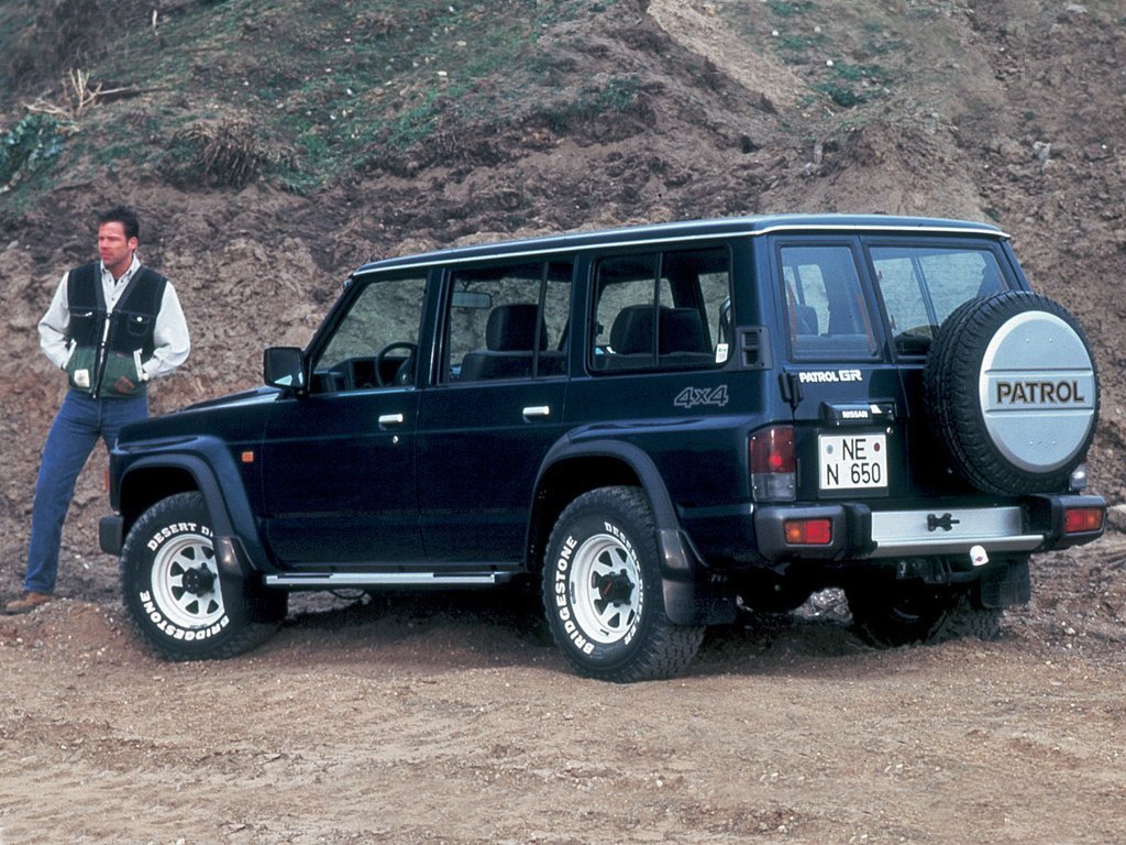 Характеристики 4.2 MT Дизель, Полный привод, Механика, 116 л.с. Nissan  Patrol 4 поколение (Y60) 1987 - 1997, Внедорожник 5 дв.