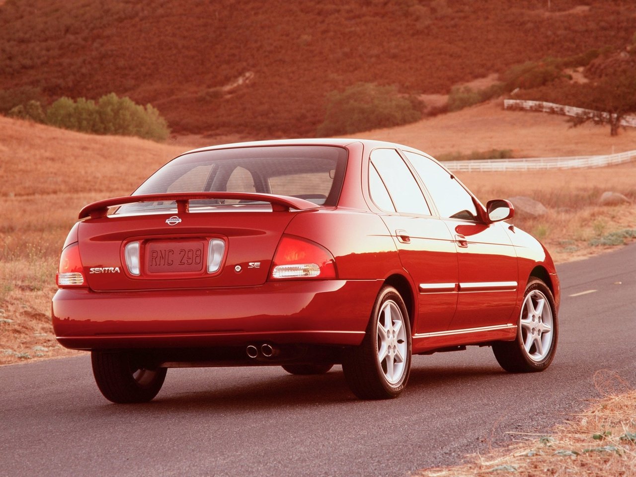 Фото Nissan Sentra V (B15)