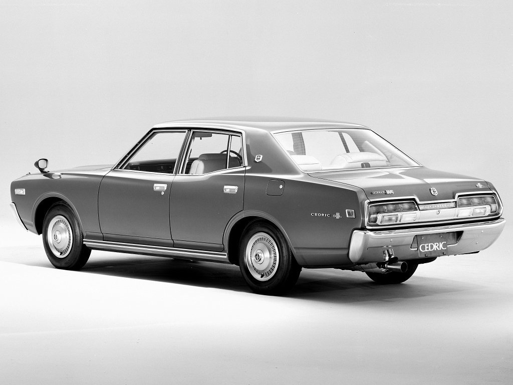 Фото Nissan Cedric IV (330)