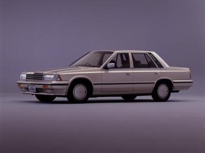 Фото Nissan Laurel V (C32) Седан