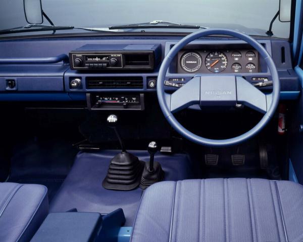 Фото Nissan Safari III Внедорожник 3 дв.
