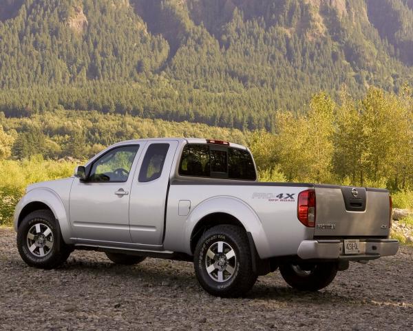 Фото Nissan Frontier II Рестайлинг Пикап Полуторная кабина King Cab