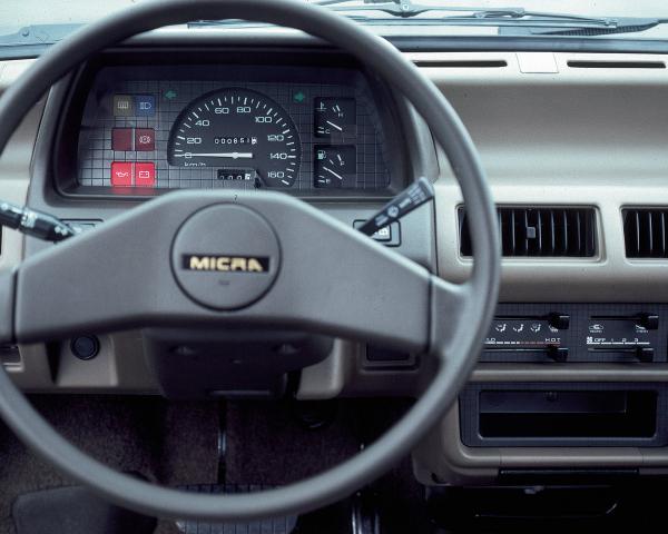 Фото Nissan Micra I (K10) Хэтчбек 5 дв.