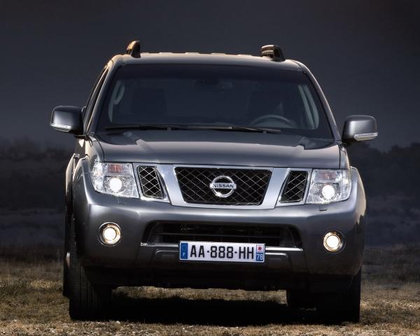 Фото Nissan Pathfinder III Рестайлинг Внедорожник 5 дв.