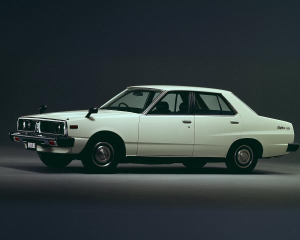 Фото Nissan Skyline V (C210) Седан