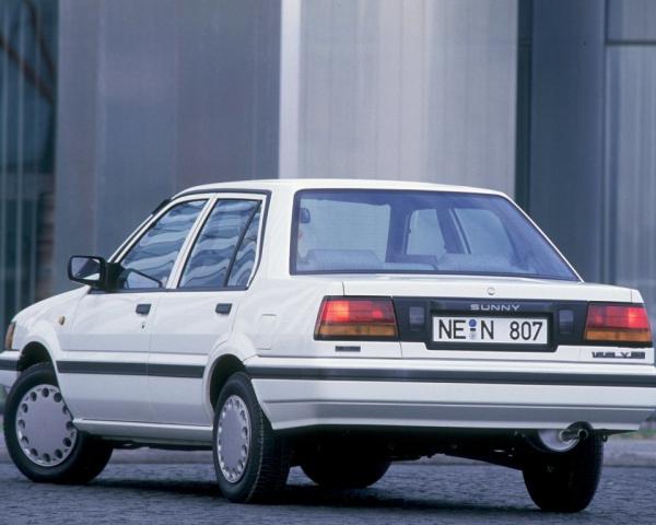 Фото Nissan Sunny N13 Седан