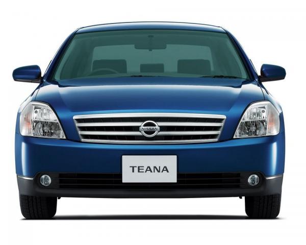 Фото Nissan Teana I Седан