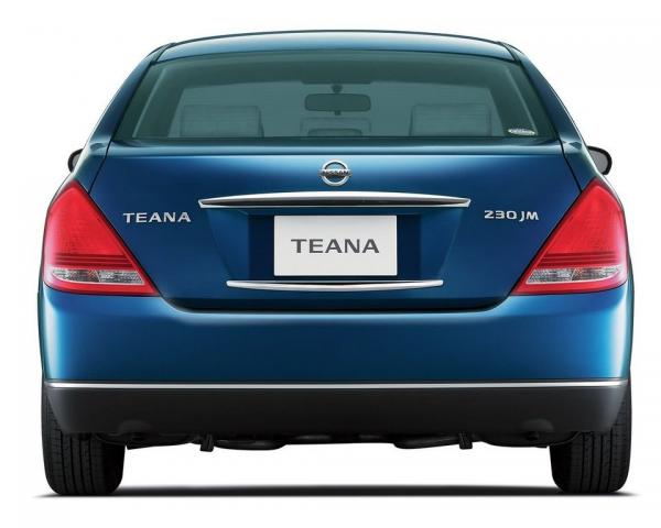 Фото Nissan Teana I Седан