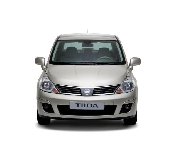 Фото Nissan Tiida I Рестайлинг Седан