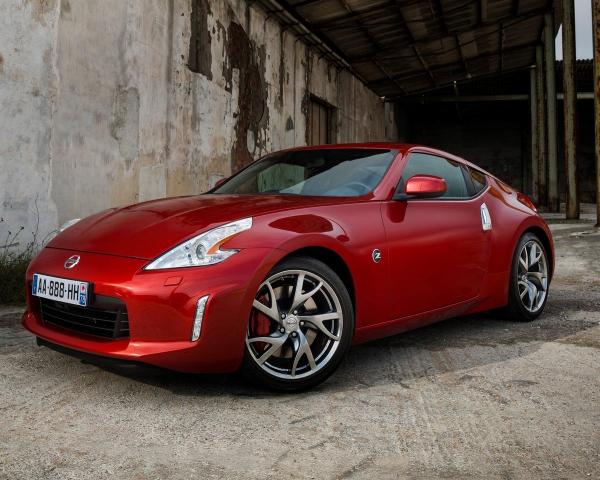 Фото Nissan 370Z I Рестайлинг Купе