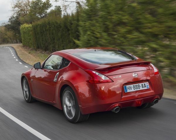 Фото Nissan 370Z I Рестайлинг Купе